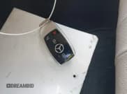 ✅ 2021 Mercedes-Benz E 350 • VIN: W1KZF8EB3MA952625 • Lot: 43689848. Wystawiony na IAAI z przebiegiem 35 498 mil. Bezpłatny archiwum sprzedaży aukcyjnych z USA i szczegółowy raport historii pojazdu na DreamBid. Zdjęcie 11.