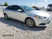 ✅ 2016 Ford Fusion S • VIN: 3FA6P0G74GR355231 • Lot: 62301175. Wystawiony na Copart z przebiegiem 107 787 mil. Bezpłatny archiwum sprzedaży aukcyjnych z USA i szczegółowy raport historii pojazdu na DreamBid. Zdjęcie 4.