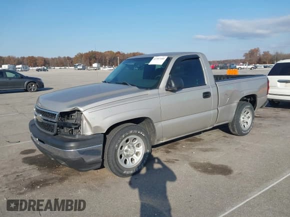 ✅ 2006 Chevrolet Silverado 1500 Work Truck • VIN: 3GCEC14X56G188660 • Lot: 43707109. Listed on IAAI with 214,675 mi. Free auction sales archive from the USA and detailed vehicle history report at DreamBid. Image 2.