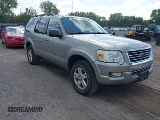 ✅ 2008 Ford Explorer XLT • VIN: 1FMEU73848UA87700 • Lot: 43144516. Wystawiony na IAAI z przebiegiem 120 367 mil. Bezpłatny archiwum sprzedaży aukcyjnych z USA i szczegółowy raport historii pojazdu na DreamBid. Zdjęcie 1.