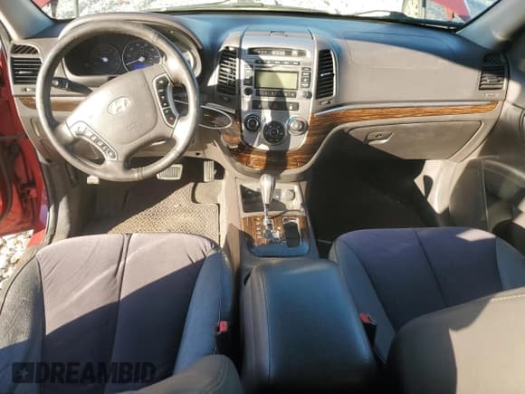 ✅ 2010 Hyundai Santa Fe SE • VIN: 5NMSHDAG7AH348383 • Lot: 82447355. Listed on Copart with 151,940 mi. Free auction sales archive from the USA and detailed vehicle history report at DreamBid. Image 8.