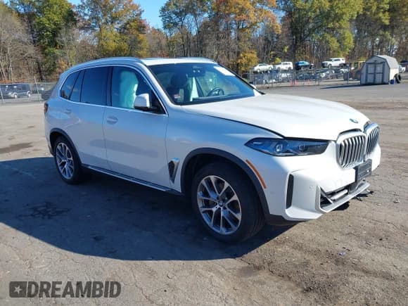 ✅ 2024 BMW X5 xDrive40i • VIN: 5UX23EU03R9T52973 • Лот: 43524700. Опубликован ранее на IAAI с пробегом 35 554 миль. Бесплатный доступ к архиву аукционных продаж из США и подробный отчёт об истории автомобиля на DreamBid. Изображение 1.