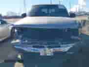 2000 Chevrolet Suburban LT с VIN 3GNFK16T7YG129363, выставлен на аукционе IAAI как лот 41586348 с пробегом 150 111 миль миль и . История ставок и продаж доступна на DreamBid. Изображение 13.