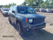 ✅ 2023 Jeep Renegade Trailhawk • VIN: ZACNJDC11PPP12307 • Lot: 42803864. Wystawiony na IAAI z przebiegiem 16 052 mil. Bezpłatny archiwum sprzedaży aukcyjnych z USA i szczegółowy raport historii pojazdu na DreamBid. Zdjęcie 1.