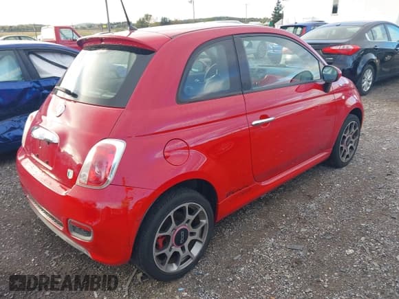 ✅ 2015 FIAT 500 Sport • VIN: 3C3CFFBR6FT509388 • Лот: 43446014. Опубликован ранее на IAAI с пробегом 91 338 миль. Бесплатный доступ к архиву аукционных продаж из США и подробный отчёт об истории автомобиля на DreamBid. Изображение 4.