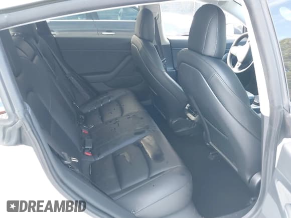 ✅ 2020 Tesla Model 3 Performance • VIN: 5YJ3E1EC5LF791879 • Lot: 41302692. Wystawiony na IAAI z przebiegiem 76 502 mil. Bezpłatny archiwum sprzedaży aukcyjnych z USA i szczegółowy raport historii pojazdu na DreamBid. Zdjęcie 8.