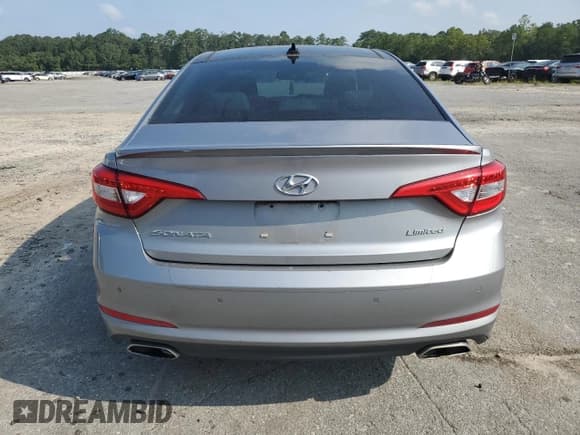 ✅ 2015 Hyundai Sonata Limited • VIN: 5NPE34AF9FH044341 • Лот: 69557245. Опубликован ранее на Copart с пробегом 123 939 миль. Бесплатный доступ к архиву аукционных продаж из США и подробный отчёт об истории автомобиля на DreamBid. Изображение 6.