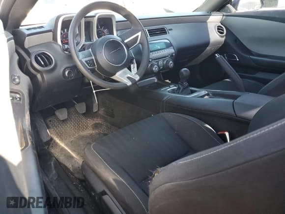 ✅ 2011 Chevrolet Camaro 1LS • VIN: 2G1FE1ED2B9128285 • Lot: 59171485. Listed on Copart with 90,711 mi. Free auction sales archive from the USA and detailed vehicle history report at DreamBid. Image 8.