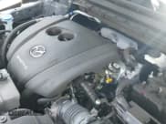 ✅ 2023 Mazda CX-5 S Preferred • VIN: JM3KFBCM7P0171492 • Lot: 42770518. Wystawiony na IAAI z przebiegiem 50 246 mil. Bezpłatny archiwum sprzedaży aukcyjnych z USA i szczegółowy raport historii pojazdu na DreamBid. Zdjęcie 18.