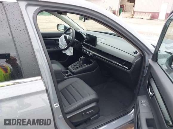 ✅ 2025 Honda CR-V EX-L • VIN: 5J6RS4H79SL013240 • Lot: 43419103. Listed on IAAI with 4,551 mi. Free auction sales archive from the USA and detailed vehicle history report at DreamBid. Image 5.