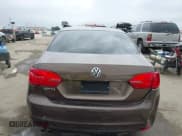 ✅ 2014 Volkswagen Jetta S • VIN: 3VW2K7AJXEM208424 • Lot: 42025181. Listed on IAAI with 81,092 mi. Free auction sales archive from the USA and detailed vehicle history report at DreamBid. Image 16.