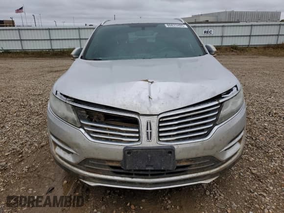 ✅ 2017 Lincoln MKC Premiere • VIN: 5LMCJ1D98HUL19071 • Lot: 80833485. Wystawiony na Copart z przebiegiem 163 520 mil. Bezpłatny archiwum sprzedaży aukcyjnych z USA i szczegółowy raport historii pojazdu na DreamBid. Zdjęcie 5.
