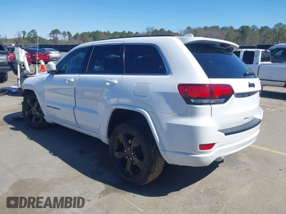 ✅ 2015 Jeep Grand Cherokee Altitude • VIN: 1C4RJEAG4FC815743 • Lot: 41815095. Wystawiony na IAAI z przebiegiem 106 867 mil. Bezpłatny archiwum sprzedaży aukcyjnych z USA i szczegółowy raport historii pojazdu na DreamBid. Zdjęcie 3.