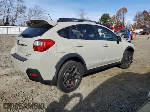 ✅ 2014 Subaru Crosstrek Limited • VIN: JF2GPAGC9E8310271 • Lot: 91670645. Listed on Copart with 62,773 mi. Free auction sales archive from the USA and detailed vehicle history report at DreamBid. Image 3.