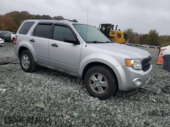 ✅ 2012 Ford Escape XLT • VIN: 1FMCU9DG4CKB65891 • Лот: 89619095. Опубликован ранее на Copart с пробегом 140 139 миль. Бесплатный доступ к архиву аукционных продаж из США и подробный отчёт об истории автомобиля на DreamBid. Изображение 4.