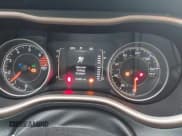 ✅ 2016 Jeep Cherokee Latitude • VIN: 1C4PJMCB5GW162309 • Lot: 43524702. Wystawiony na IAAI z przebiegiem 141 651 mil. Bezpłatny archiwum sprzedaży aukcyjnych z USA i szczegółowy raport historii pojazdu na DreamBid. Zdjęcie 15.