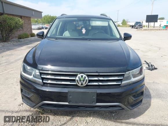 ✅ 2018 Volkswagen Tiguan SEL • VIN: 3VV2B7AX0JM084778 • Лот: 43200447. Опубликован ранее на IAAI с пробегом 77 889 миль. Бесплатный доступ к архиву аукционных продаж из США и подробный отчёт об истории автомобиля на DreamBid. Изображение 12.