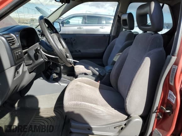 ✅ 1999 Isuzu Rodeo S • VIN: 4S2CM58WXX4318576 • Lot: 44378265. Listed on Copart with 258,981 mi. Free auction sales archive from the USA and detailed vehicle history report at DreamBid. Image 7.