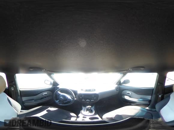 ✅ 2014 Kia Soul • VIN: KNDJN2A28E7718993 • Lot: 43142043. Listed on IAAI with 185,199 mi. Free auction sales archive from the USA and detailed vehicle history report at DreamBid. Image 18.