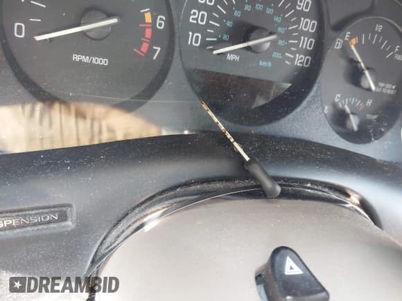 ✅ 2002 Buick Regal LS • VIN: 2G4WB55K021135042 • Лот: 42587786. Опубликован ранее на IAAI с пробегом Не указан. Бесплатный доступ к архиву аукционных продаж из США и подробный отчёт об истории автомобиля на DreamBid. Изображение 11.