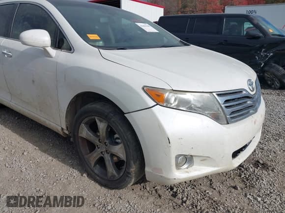 ✅ 2010 Toyota Venza • VIN: 4T3ZK3BB5AU031243 • Lot: 43462228. Listed on IAAI with 155,431 mi. Free auction sales archive from the USA and detailed vehicle history report at DreamBid. Image 18.