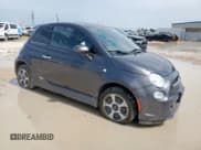 ✅ 2017 FIAT 500e • VIN: 3C3CFFGE2HT575834 • Lot: 59635625. Listed on Copart with 41,405 mi. Free auction sales archive from the USA and detailed vehicle history report at DreamBid. Image 4.