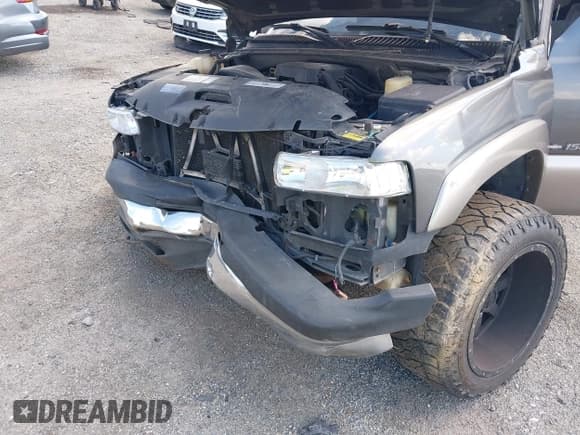 ✅ 2000 Chevrolet Silverado 1500 LS • VIN: 1GCEK19T1YE331042 • Лот: 43109092. Опубликован ранее на IAAI с пробегом Не указан. Бесплатный доступ к архиву аукционных продаж из США и подробный отчёт об истории автомобиля на DreamBid. Изображение 6.