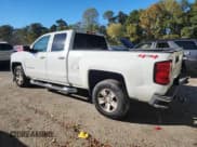 ✅ 2018 Chevrolet Silverado 1500 LT • VIN: 1GCVKREH0JZ242318 • Lot: 82634045. Wystawiony na Copart z przebiegiem 213 965 mil. Bezpłatny archiwum sprzedaży aukcyjnych z USA i szczegółowy raport historii pojazdu na DreamBid. Zdjęcie 2.