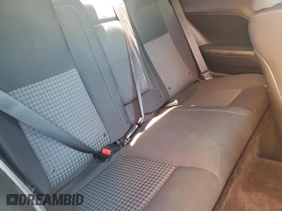 ✅ 2019 Dodge Challenger R/T • VIN: 2C3CDZBT3KH506597 • Lot: 62710033. Wystawiony na Copart z przebiegiem 38 591 mil. Bezpłatny archiwum sprzedaży aukcyjnych z USA i szczegółowy raport historii pojazdu na DreamBid. Zdjęcie 10.