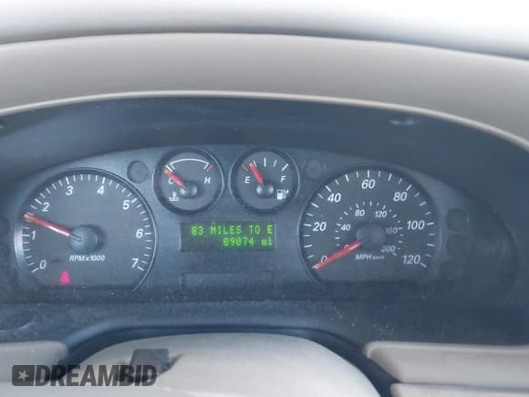 ✅ 2006 Ford Taurus SE • VIN: 1FAFP53U16A181264 • Lot: 43724633. Wystawiony na IAAI z przebiegiem 89 074 mil. Bezpłatny archiwum sprzedaży aukcyjnych z USA i szczegółowy raport historii pojazdu na DreamBid. Zdjęcie 7.