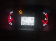 ✅ 2009 Pontiac Vibe 1SA • VIN: 5Y2SP67849Z450410 • Lot: 43287478. Wystawiony na IAAI z przebiegiem 209 794 mil. Bezpłatny archiwum sprzedaży aukcyjnych z USA i szczegółowy raport historii pojazdu na DreamBid. Zdjęcie 7.