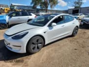✅ 2021 Tesla Model 3 Long Range • VIN: 5YJ3E1EB9MF924863 • Lot: 86542895. Wystawiony na Copart z przebiegiem 85 702 mil. Bezpłatny archiwum sprzedaży aukcyjnych z USA i szczegółowy raport historii pojazdu na DreamBid. Zdjęcie 1.