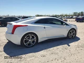 ✅ 2016 Cadillac ELR • VIN: 1G6RM1E47GU116315 • Lot: 50089705. Wystawiony na Copart z przebiegiem 102 082 mil. Bezpłatny archiwum sprzedaży aukcyjnych z USA i szczegółowy raport historii pojazdu na DreamBid. Zdjęcie 3.