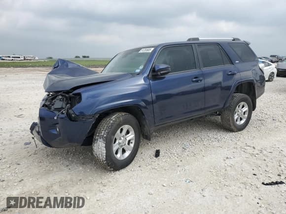 ✅ 2021 Toyota 4Runner SR5 • VIN: JTEMU5JR4M5917821 • Лот: 51359905. Опубликован ранее на Copart с пробегом 77 403 миль. Бесплатный доступ к архиву аукционных продаж из США и подробный отчёт об истории автомобиля на DreamBid. Изображение 1.