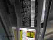 2022 Toyota Camry XLE z VIN 4T1F11AKXNU014979, wystawiony jako Copart lot #56187185 z przebiegiem 78 447 mil mil oraz Szkoda całkowita • Salvage title. Historia ofert i sprzedaży dostępna na DreamBid. Obrazek 13.