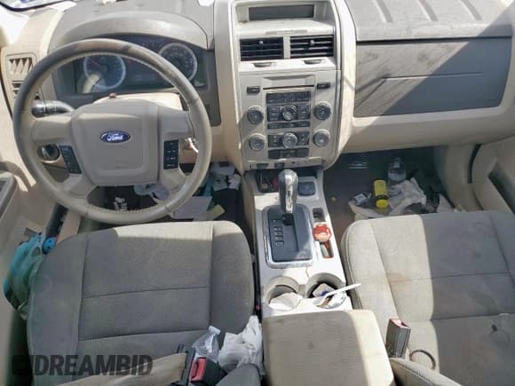 ✅ 2009 Ford Escape Hybrid • VIN: 1FMCU49349KB08432 • Lot: 65561185. Listed on Copart with 136,844 mi. Free auction sales archive from the USA and detailed vehicle history report at DreamBid. Image 8.