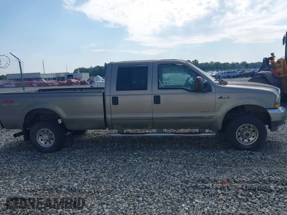 ✅ 2003 Ford F-350 XL • VIN: 1FTSW31P93ED78376 • Lot: 42897974. Wystawiony na IAAI z przebiegiem 219 916 mil. Bezpłatny archiwum sprzedaży aukcyjnych z USA i szczegółowy raport historii pojazdu na DreamBid. Zdjęcie 13.