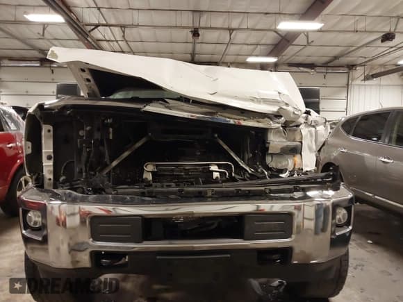 ✅ 2015 Chevrolet Silverado 2500HD LT • VIN: 1GC1KVE8XFF157924 • Lot: 41787811. Listed on IAAI with 224,244 mi. Free auction sales archive from the USA and detailed vehicle history report at DreamBid. Image 13.