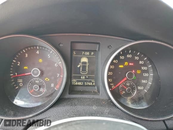 ✅ 2010 Volkswagen Jetta • VIN: 3VWPZ8AJ3AM682944 • Lot: 94940445. Wystawiony na Copart z przebiegiem 158 482 mil. Bezpłatny archiwum sprzedaży aukcyjnych z USA i szczegółowy raport historii pojazdu na DreamBid. Zdjęcie 9.