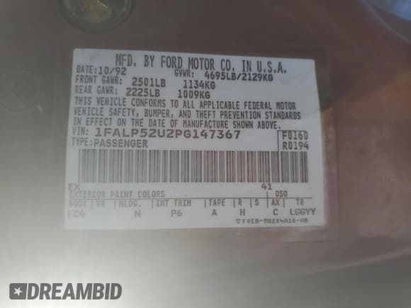 ✅ 1993 Ford Taurus GL • VIN: 1FALP52U2PG147367 • Lot: 42258795. Wystawiony na Copart z przebiegiem 68 209 mil. Bezpłatny archiwum sprzedaży aukcyjnych z USA i szczegółowy raport historii pojazdu na DreamBid. Zdjęcie 12.
