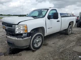 ✅ 2013 Chevrolet Silverado 2500HD Work Truck • VIN: 1GC0CVCG4DF104863 • Лот: 54523085. Опубликован ранее на Copart с пробегом 204 236 миль. Бесплатный доступ к архиву аукционных продаж из США и подробный отчёт об истории автомобиля на DreamBid. Изображение 1.