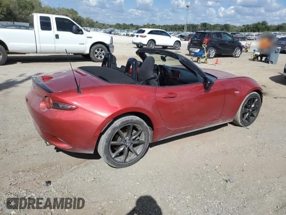✅ 2016 Mazda MX-5 Miata Club • VIN: JM1NDAC77G0119568 • Лот: 85306135. Опубликован ранее на Copart с пробегом 87 389 миль. Бесплатный доступ к архиву аукционных продаж из США и подробный отчёт об истории автомобиля на DreamBid. Изображение 3.