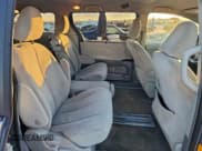 ✅ 2013 Toyota Sienna LE • VIN: 5TDKK3DCXDS281607 • Лот: 96292585. Опубликован ранее на Copart с пробегом 98 613 миль. Бесплатный доступ к архиву аукционных продаж из США и подробный отчёт об истории автомобиля на DreamBid. Изображение 7.