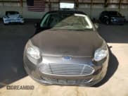 ✅ 2016 Ford Focus Electric • VIN: 1FADP3R4XGL406256 • Lot: 82641725. Wystawiony na Copart z przebiegiem 29 429 mil. Bezpłatny archiwum sprzedaży aukcyjnych z USA i szczegółowy raport historii pojazdu na DreamBid. Zdjęcie 5.