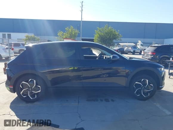 ✅ 2023 Hyundai Ioniq 5 SEL • VIN: KM8KN4AE6PU180465 • Lot: 43591842. Listed on IAAI with 37,044 mi. Free auction sales archive from the USA and detailed vehicle history report at DreamBid. Image 12.