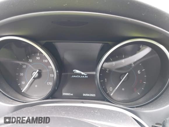 ✅ 2017 Jaguar XE 35t Prestige • VIN: SAJAE4BV2HCP12589 • Lot: 41965384. Listed on IAAI with 98,865 mi. Free auction sales archive from the USA and detailed vehicle history report at DreamBid. Image 7.