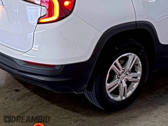 ✅ 2022 GMC Terrain SLE • VIN: 3GKALMEV9NL212210 • Лот: 42569102. Опубликован ранее на IAAI с пробегом 71 097 миль. Бесплатный доступ к архиву аукционных продаж из США и подробный отчёт об истории автомобиля на DreamBid. Изображение 1.