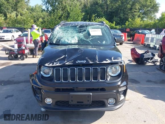 ✅ 2019 Jeep Renegade Latitude • VIN: ZACNJBBB2KPK71214 • Lot: 42808173. Listed on IAAI with 72,368 mi. Free auction sales archive from the USA and detailed vehicle history report at DreamBid. Image 6.