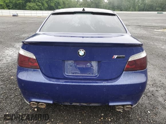 ✅ 2006 BMW 5 Series M5 • VIN: WBSNB93536B584850 • Lot: 61025025. Listed on Copart with 117,875 mi. Free auction sales archive from the USA and detailed vehicle history report at DreamBid. Image 6.