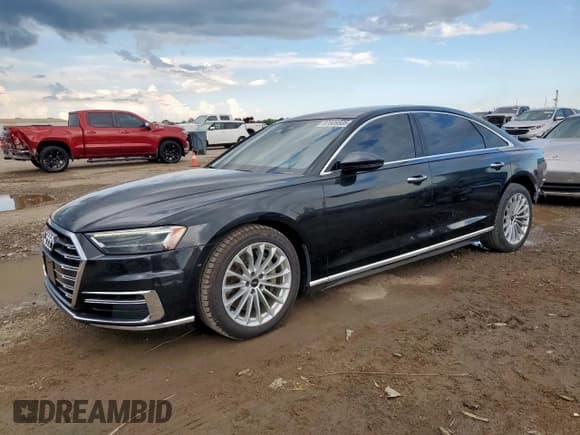✅ 2021 Audi A8 • VIN: WAU8DAF88MN031030 • Lot: 67609505. Wystawiony na Copart z przebiegiem 43 259 mil. Bezpłatny archiwum sprzedaży aukcyjnych z USA i szczegółowy raport historii pojazdu na DreamBid. Zdjęcie 1.